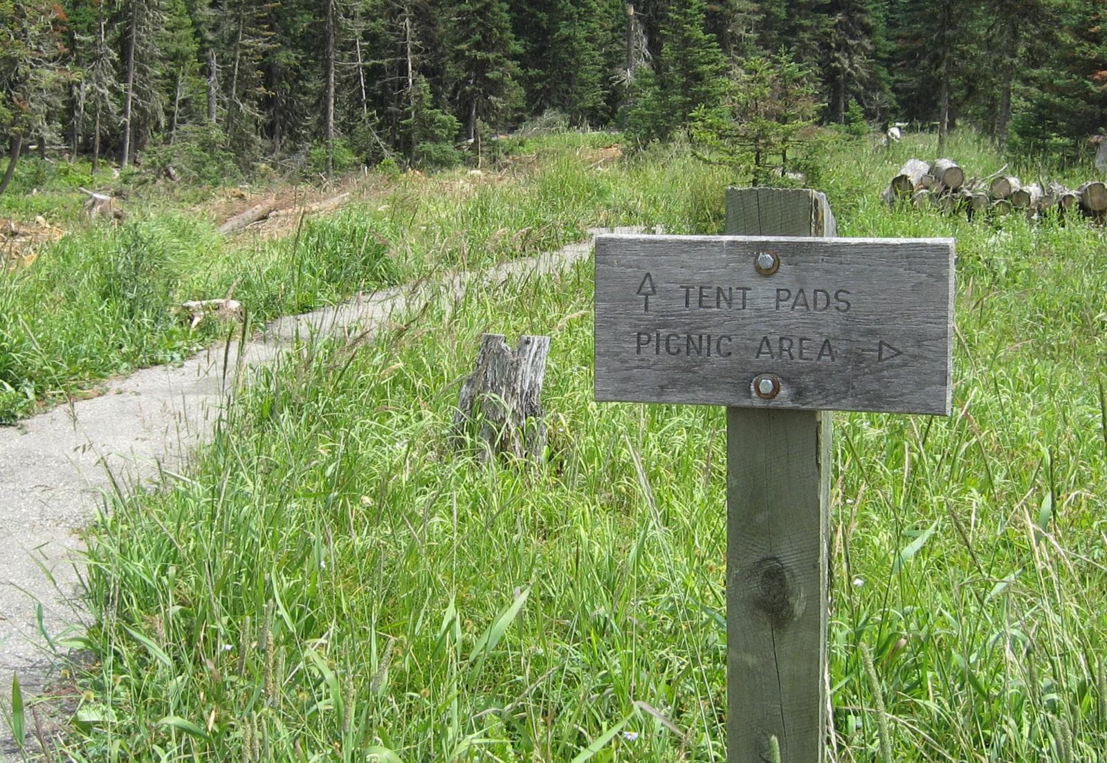 CRYSTAL LAKE GROUP CAMPSITE photo 3