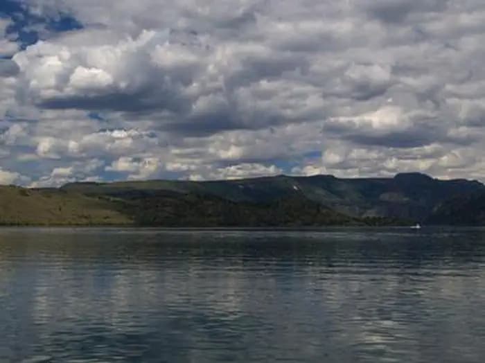 FREMONT LAKE photo 3