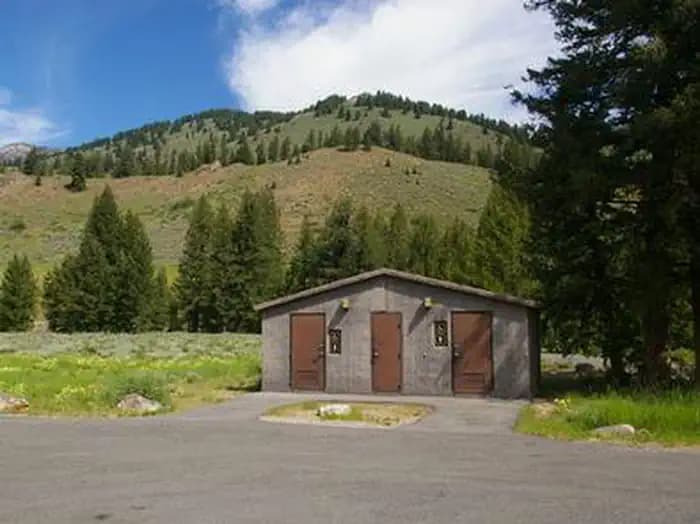 WOOD RIVER GROUP OVERNIGHT AREA (TENT ONLY) photo 3