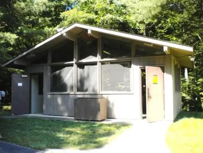 HOLLY BAY campground