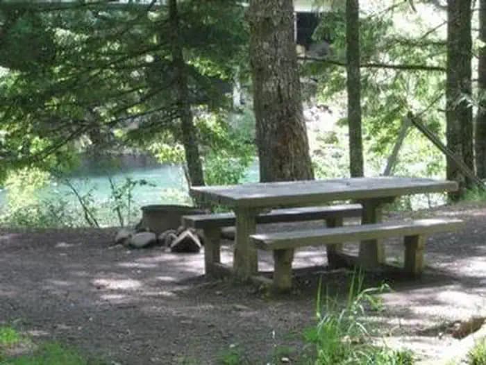 ARMSTRONG campground