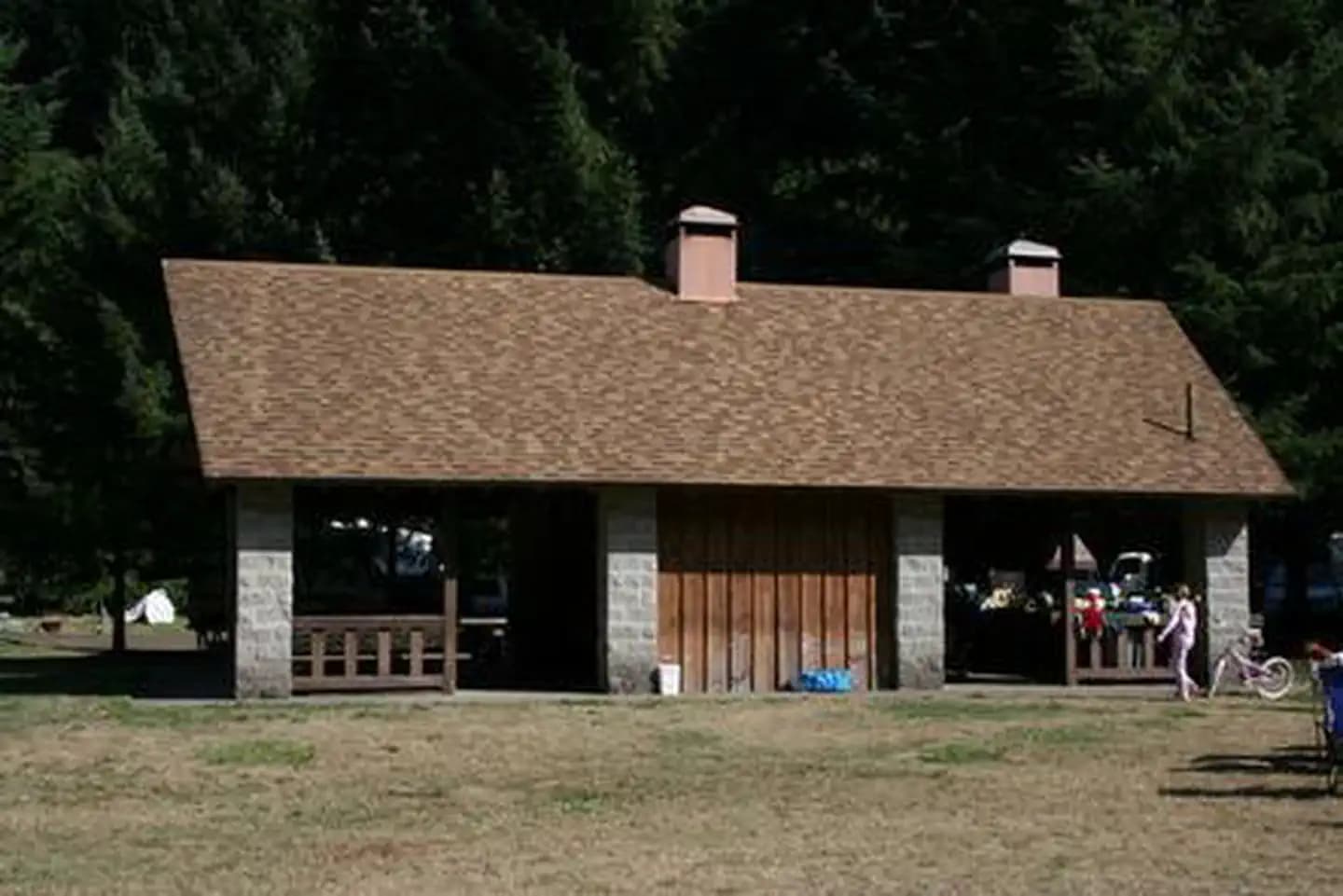 RIVER EDGE campground