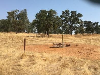 DEER FLAT BOAT IN CAMPGROUND photo 3