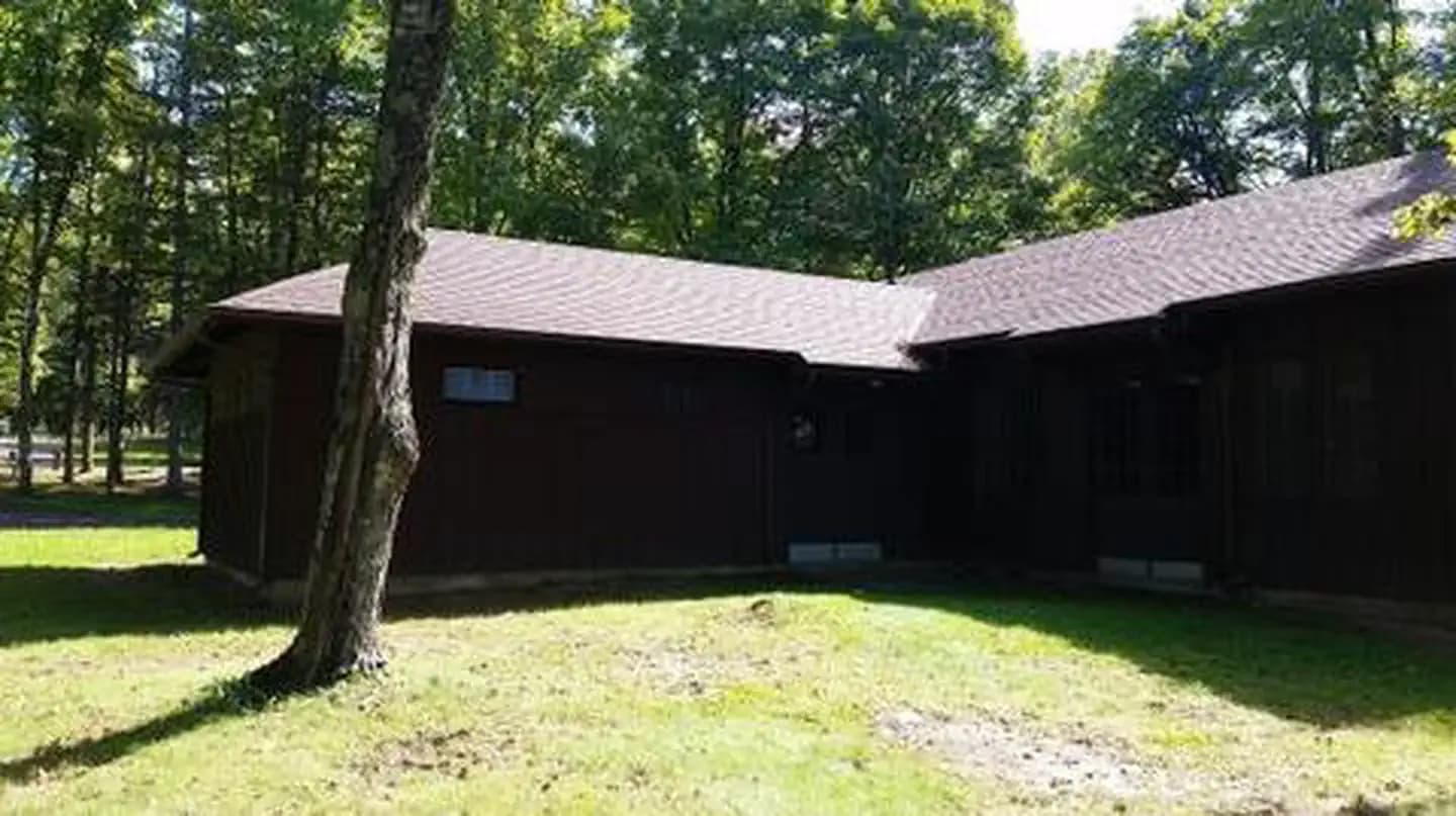 LAKE OTTAWA PAVILION campground