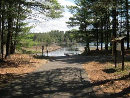 LAUREL LAKE CAMPGROUND campground