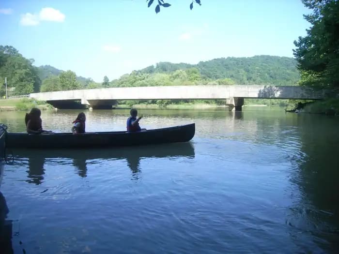 DEWEY LAKE SHELTER photo 3