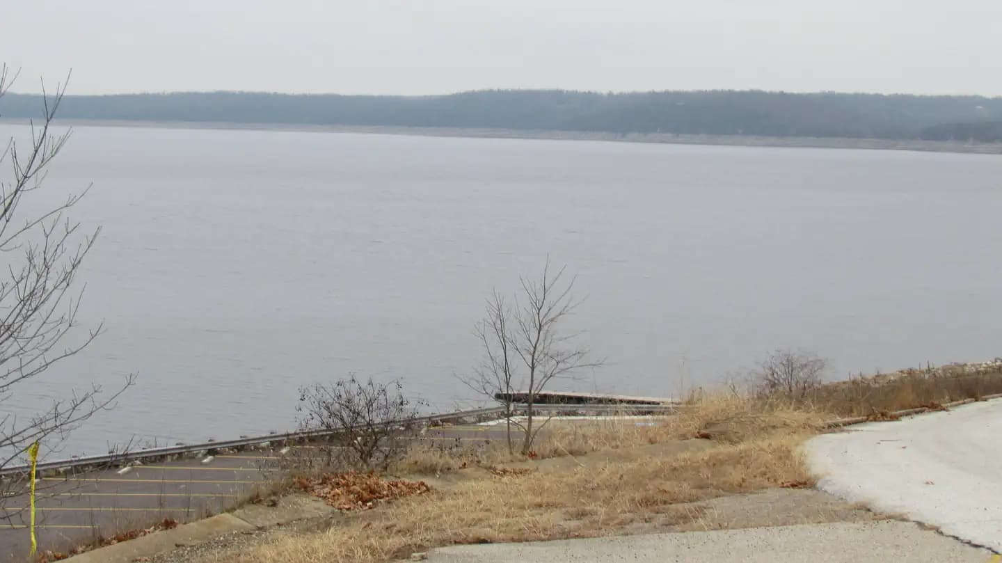 LAKEVIEW PARK photo 2