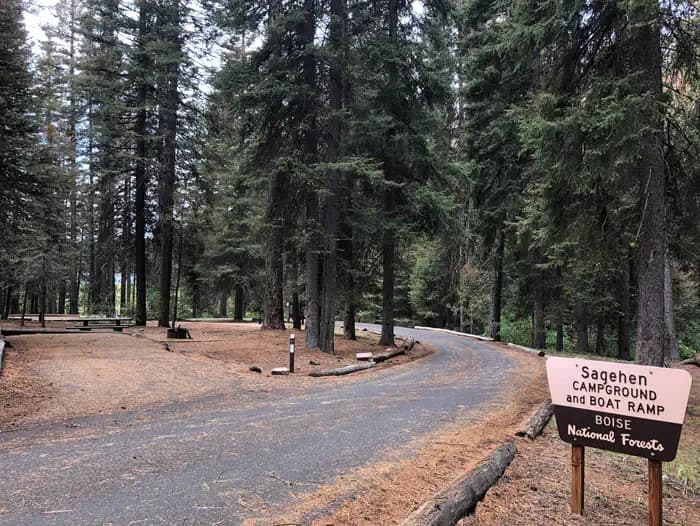 SAGEHEN CREEK photo 2