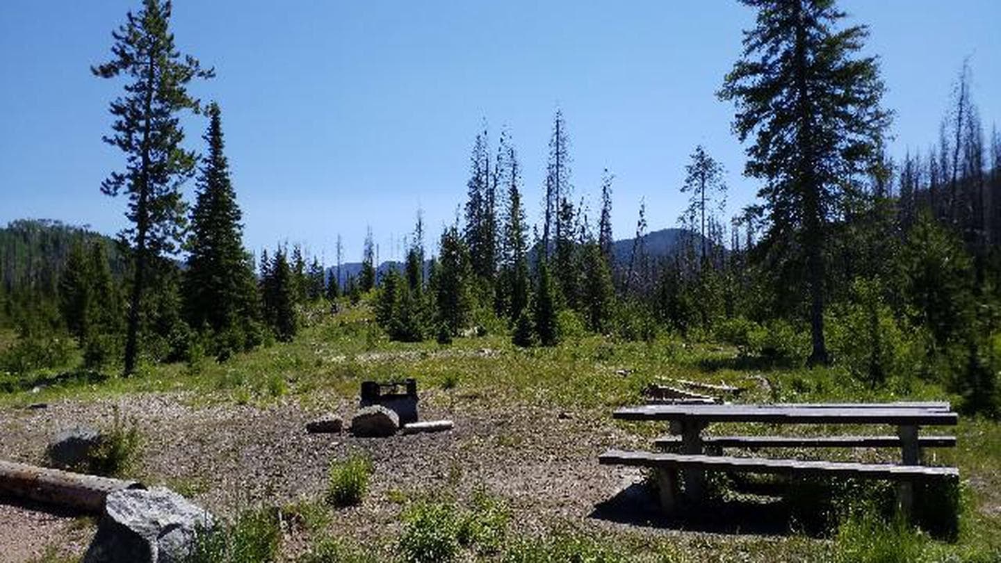 SEEDHOUSE CAMPGROUND photo 3