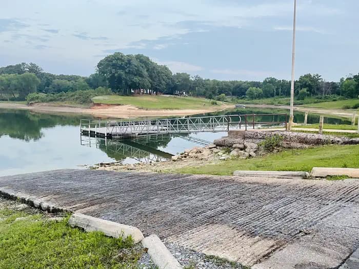 PLATTER FLATS photo 2