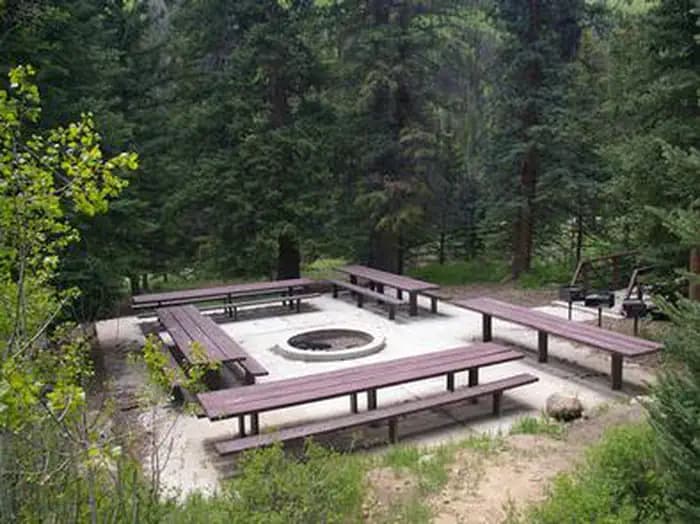 OLD FOLKS FLAT photo 2