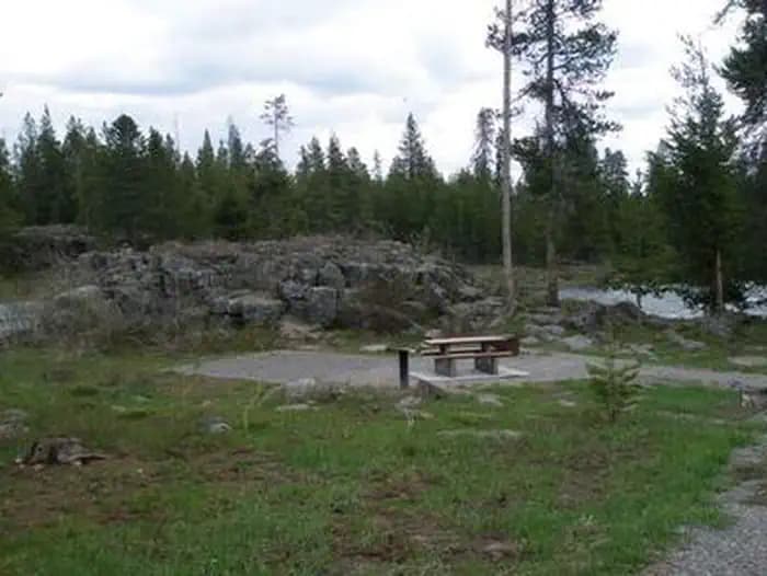 RIVERSIDE (ID - TARGHEE) photo 3