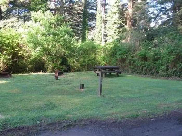 TAHKENITCH LANDING photo 2