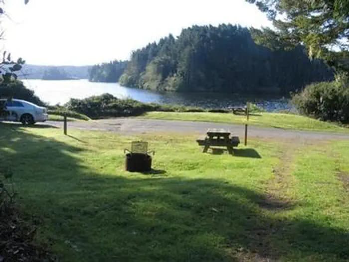 TAHKENITCH LANDING campground